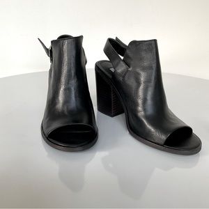 Steve Madden black leather mule